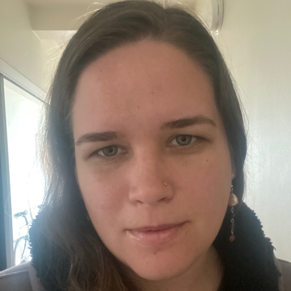 Meet your Posher, Elena